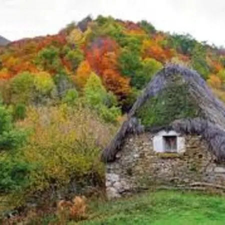 Zentralclub El Nido De Somiedo * Сантьяго-дель-Эрмо